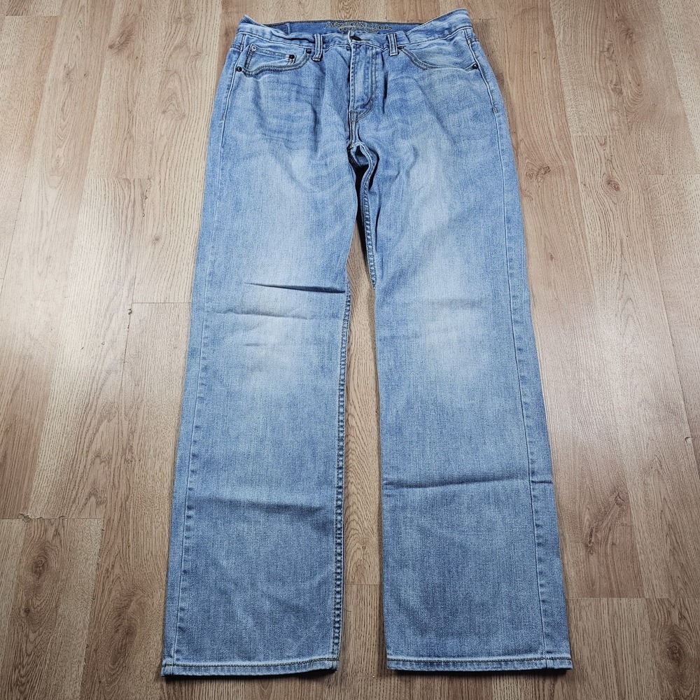 American Eagle Jeans Mens 33x34 Original Straight Blue Denim Light Wash Preppy